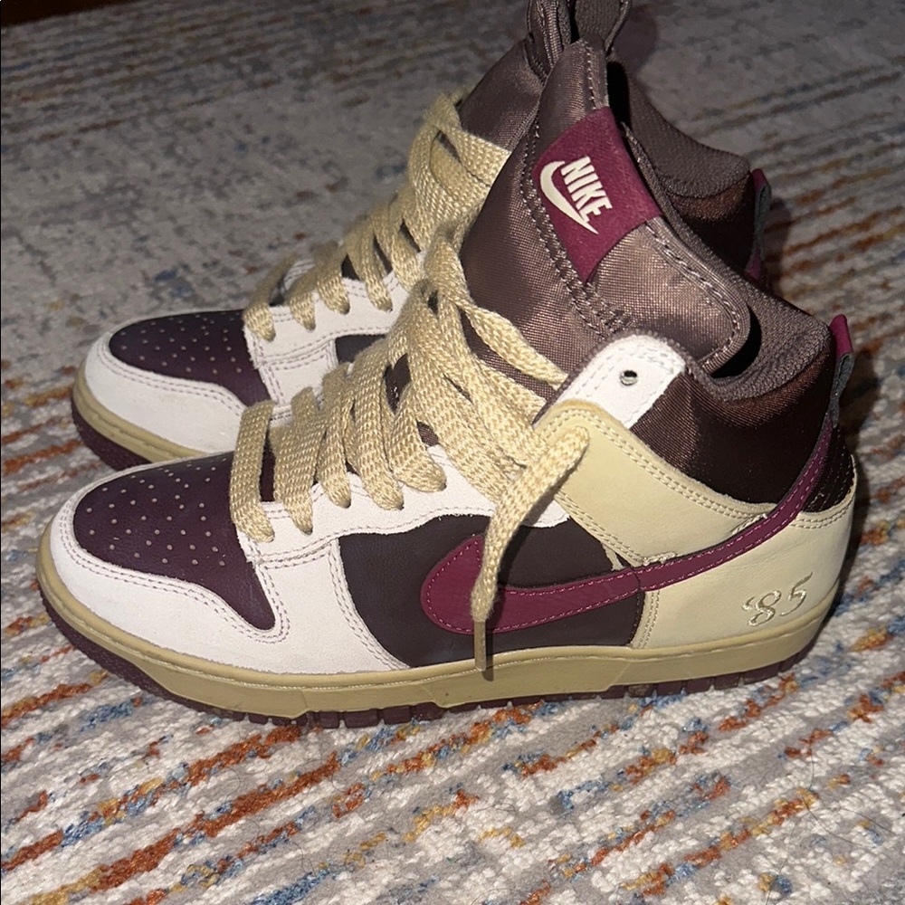 Nike High-Top Sneakers in Brown and White